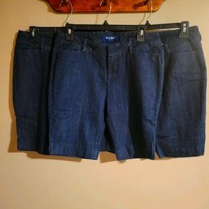 3 Pair of women's Jean Chino shorts. Sz 6